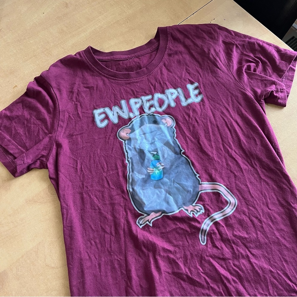 Burgondy Graphic Tee with Rat Design